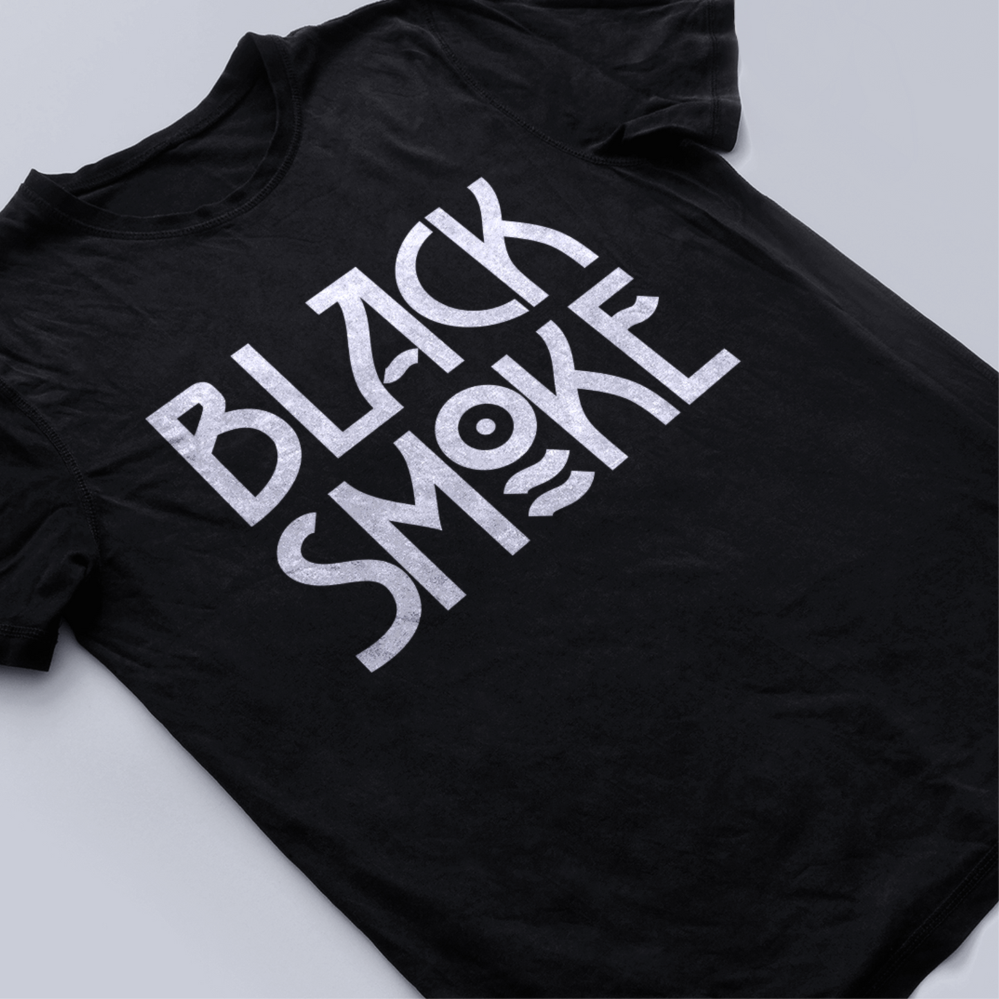 Remera Black Smoke - Logo